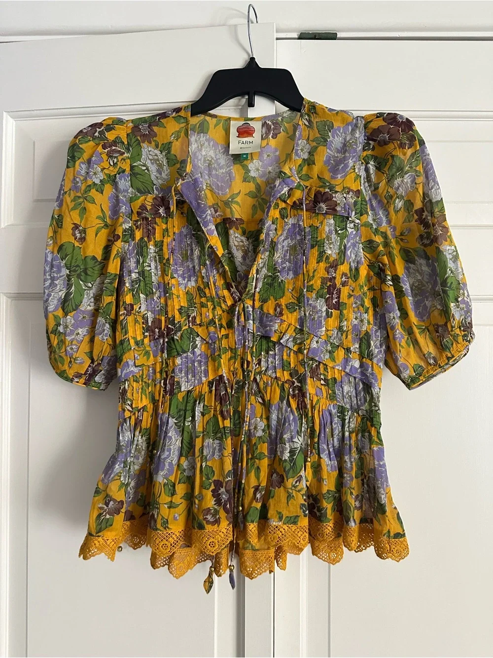 FARM Rio Yellow Floral Puff-Sleeve Peplum Blouse with Lace Trim